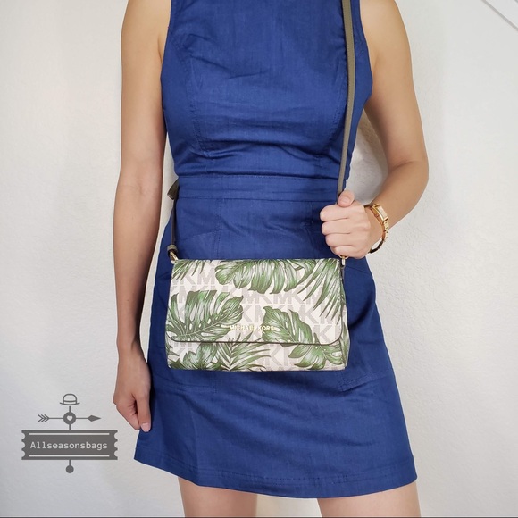 Michael Kors Handbags - NWT Michael Kors Convertible Crossbody Olive Bag